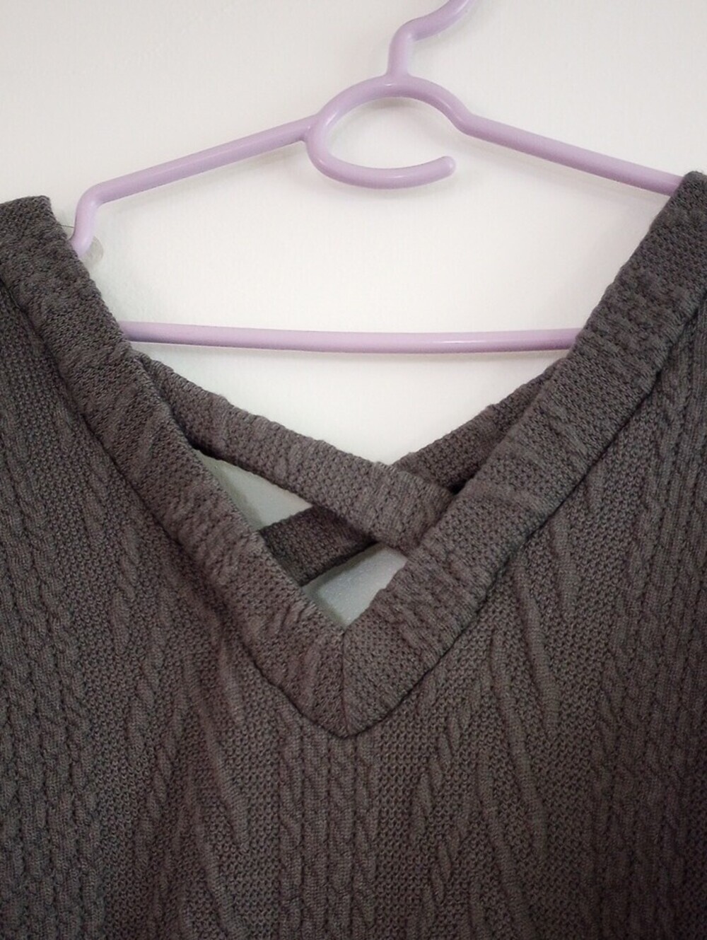 Lush Gray Crisscross V-Neck Long Sleeve Sweater Dress Size S - Picture 8 of 9